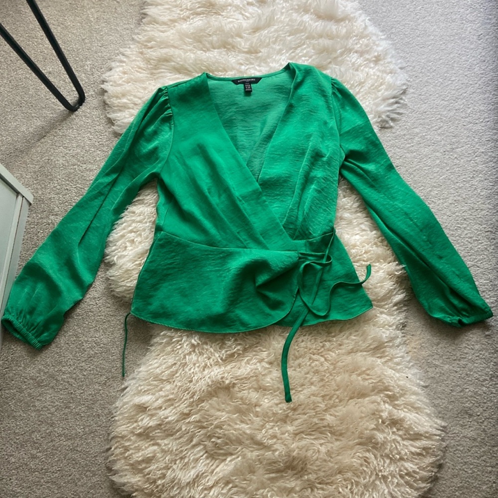 Banana Republic - Green Wrap top
